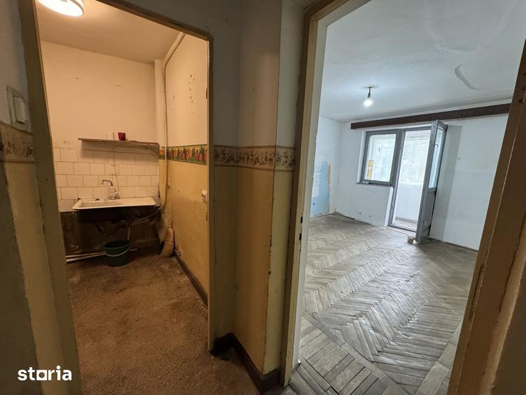 Apartament cu 2 camere decomandat în Progresul II