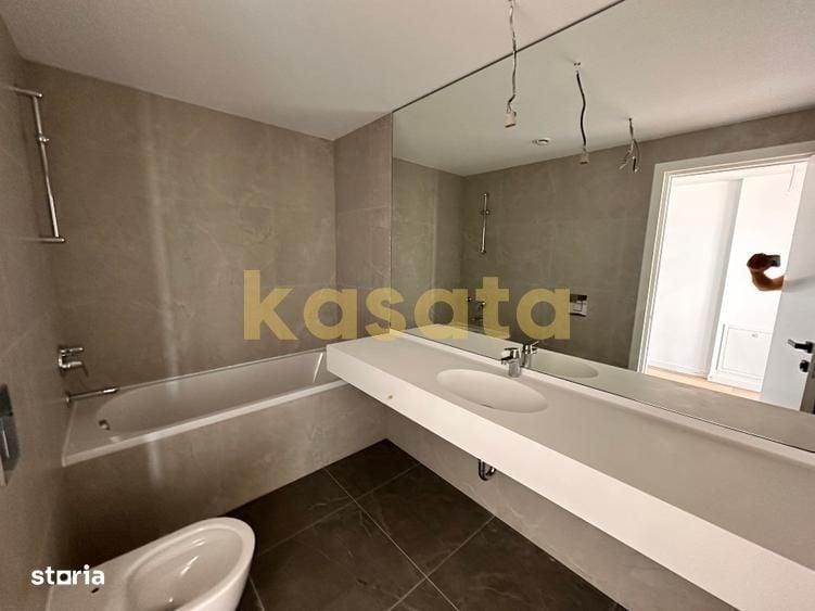 Apartament cu 3 camere în Est