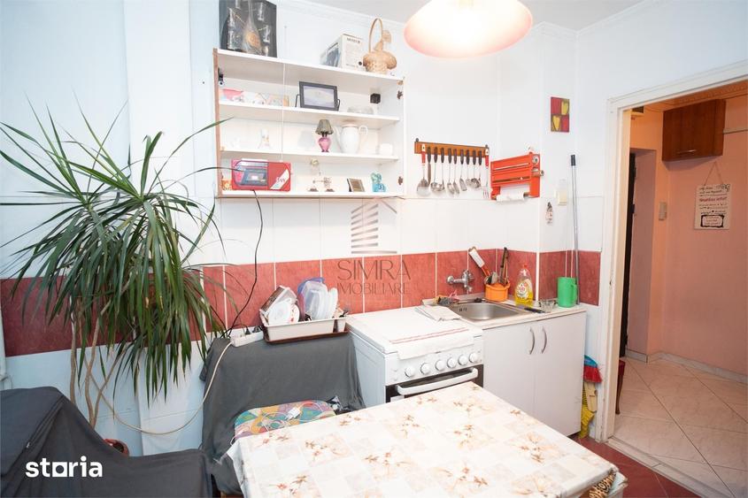 Apartament cu 3 camere decomandat în Dacia