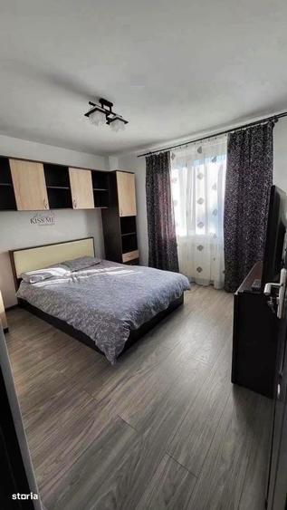 De vanzare apartament cu 3 camere, decomandat, mobilat si utilat - 2