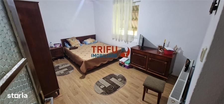 Casă cu 3 camere în Ampoița