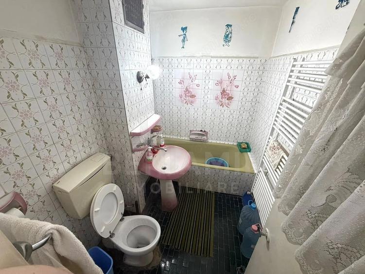 Apartament 2 camere decomandat Rovine etaj 3 centrala termica 52mp - 1