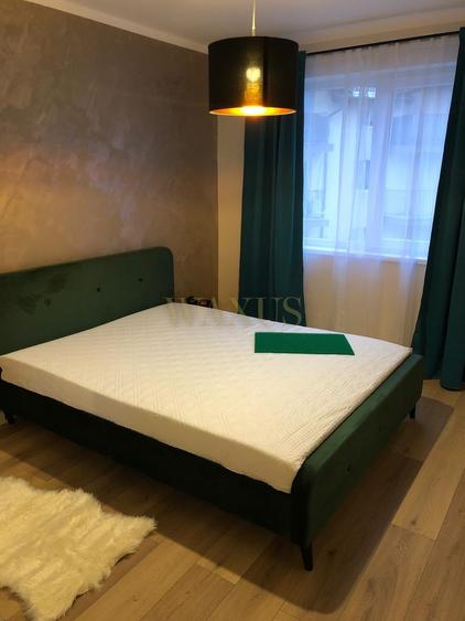 Apartament cu 2 camere semidecomandat, mobilat în Florești
