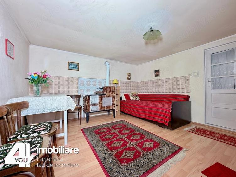 Casă cu 7 camere cu Teren 864 Mp în Drauț