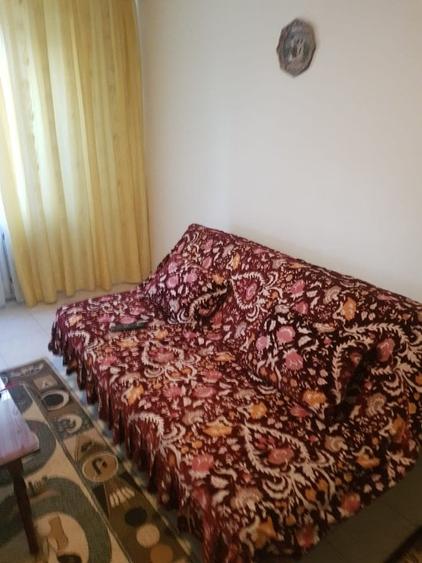 Apartament cu 2 camere semidecomandat, mobilat în Teiul Doamnei