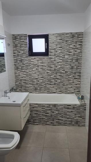 Apartament cu 2 camere decomandat în Teilor