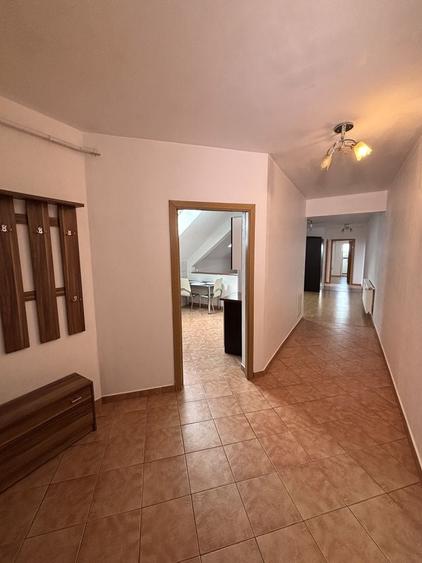 Casă cu 2 camere cu Teren 200 Mp în Rădăuți
