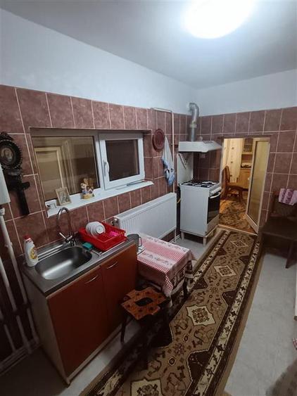 Casă individuală cu 3 camere cu Teren 256 Mp în Chercea
