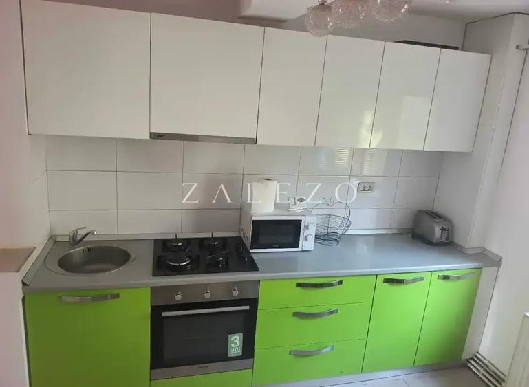 Apartament cu 3 camere decomandat, mobilat în Take Ionescu