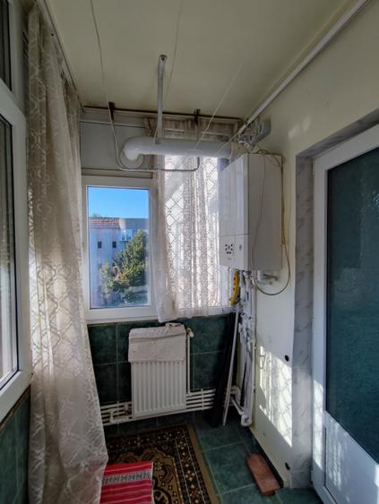 Apartament 2 camere de vanzare in zona Far, comision 0% - 7