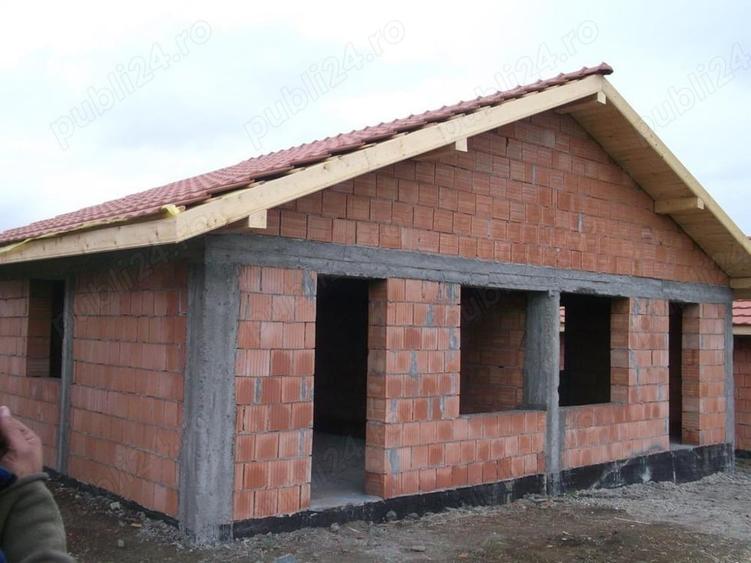 Casă cu 6 camere cu Teren 3000 Mp în Tășnad