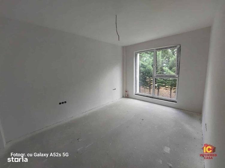 Apartament cu 3 camere în Cristian