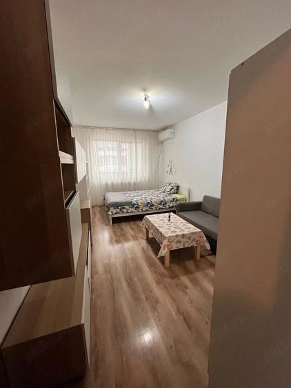 Garsonieră decomandată în Berceni