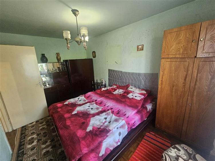 Apartament cu 2 camere semidecomandat în Micro I