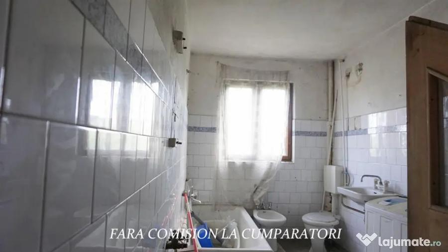 Casă cu 4 camere cu Teren 1730 Mp în Mihăești