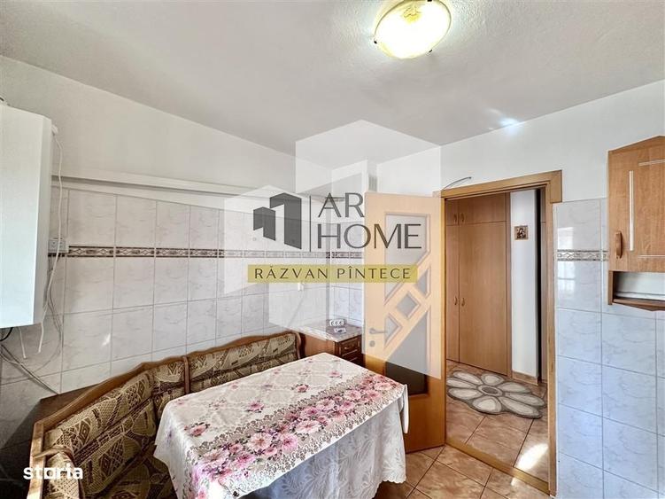Apartament cu 2 camere decomandat în Mihai Bravu