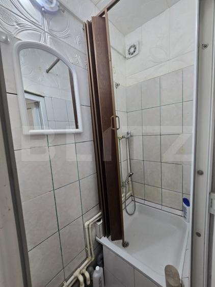 Garsoniera de vanzare, 24 mp, etaj 3, zona Micro 12 - 6