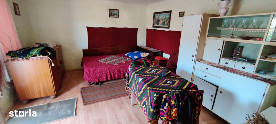Casă cu 3 camere cu Teren 700 Mp în Cucerdea
