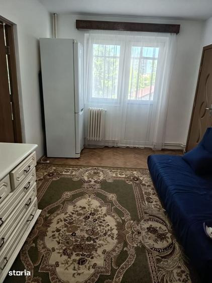 Apartament cu 2 camere în Podu Roș