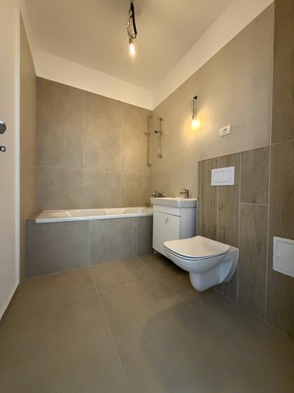 Apartament cu 2 camere decomandat în Giroc
