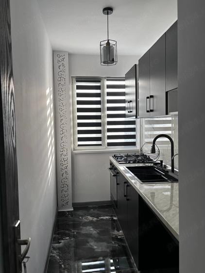 Apartament cu 3 camere semidecomandat, mobilat în Exercițiu