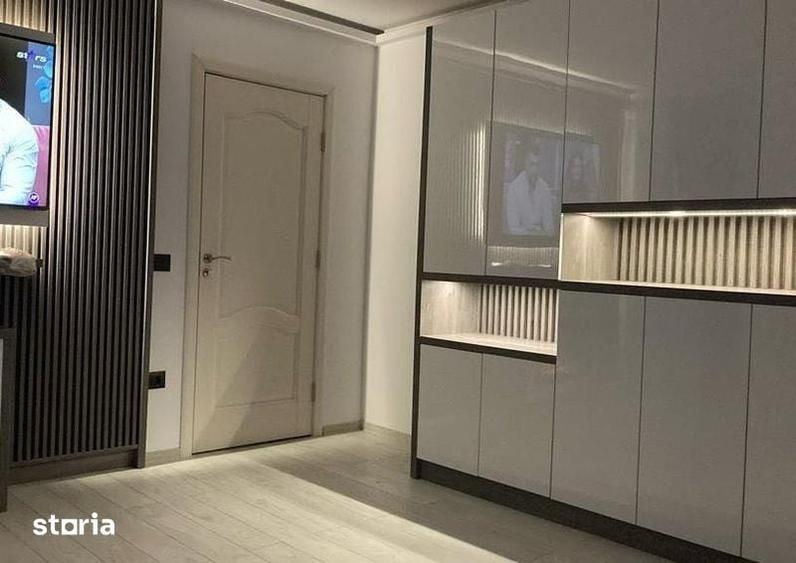 Apartament cu 3 camere în Săvinești