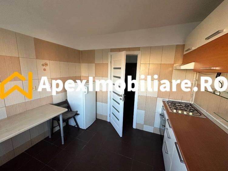 Apartament cu 2 camere semidecomandat, mobilat în Crângași