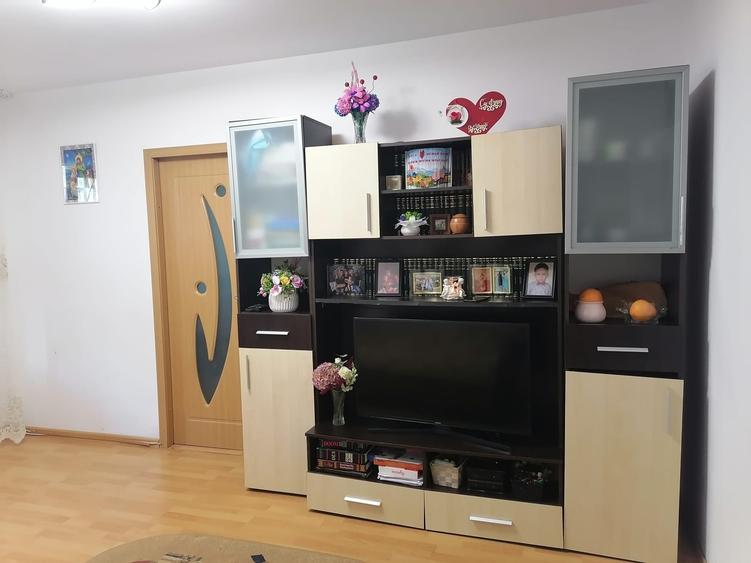 Apartament cu 2 camere nedecomandat în Malu Roșu