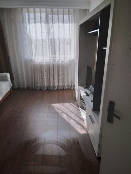 Garsonieră decomandată în Războieni