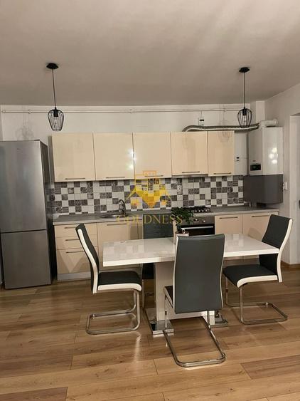 Apartament cu 2 camere semidecomandat, mobilat în Europa