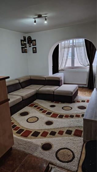 Apartament cu 3 camere decomandat în Fălticeni