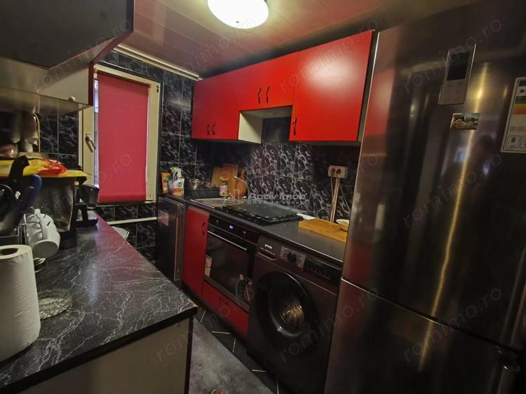 Casă cu Teren 180 Mp în Muncitoresc