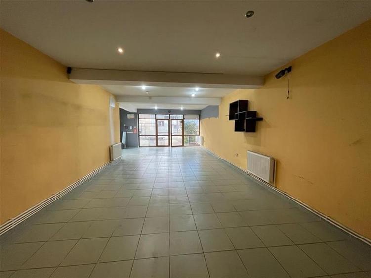 Spațiu comercial, de 60 mp, în Babadag