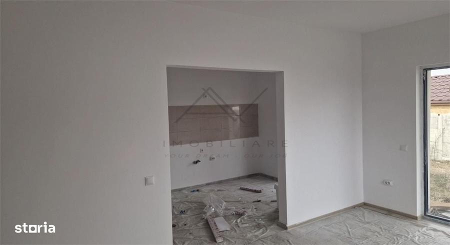 Casă cu 3 camere în Domnești