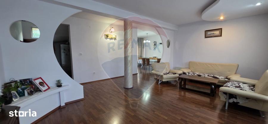 Vila cu 5 camere de vanzare in micro 3 Targoviste - 8
