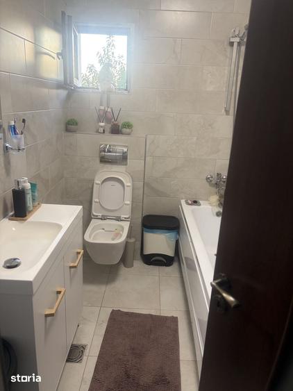 Casă cu 3 camere cu Teren 420 Mp în Holboca