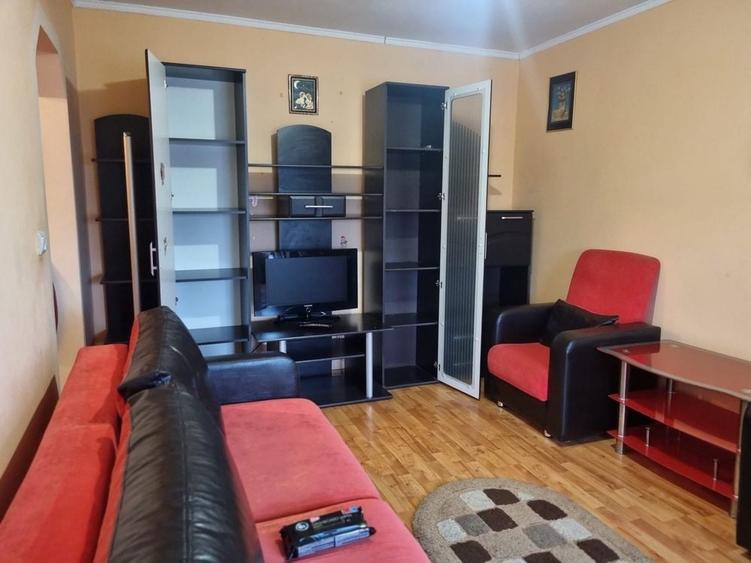 Garsonieră decomandată în Central