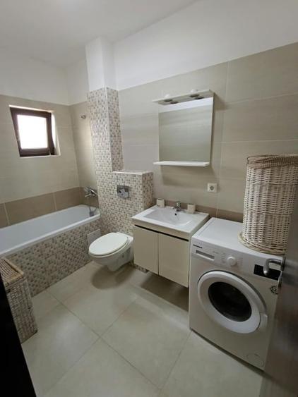 Apartament cu 3 camere decomandat în Dumbrăvița