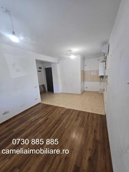 Apartament cu 2 camere semidecomandat în Păcii