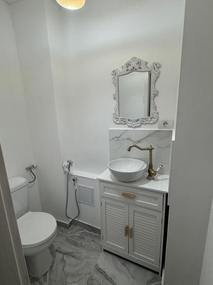 Apartament cu 3 camere decomandat în Ultracentral
