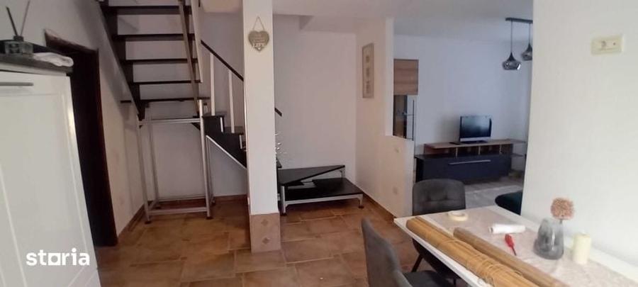 Inchiriez ap 3 camere la casa - 1