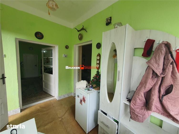 Casă cu 2 camere cu Teren 500 Mp în Central