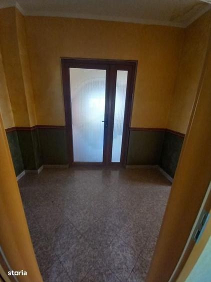 Apartament cu 4 camere în Central