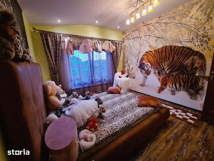 Casă cu 4 camere cu Teren 518 Mp în Central