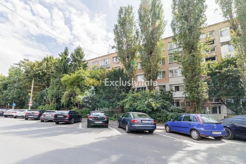 Garsonieră decomandată în Văcăresti