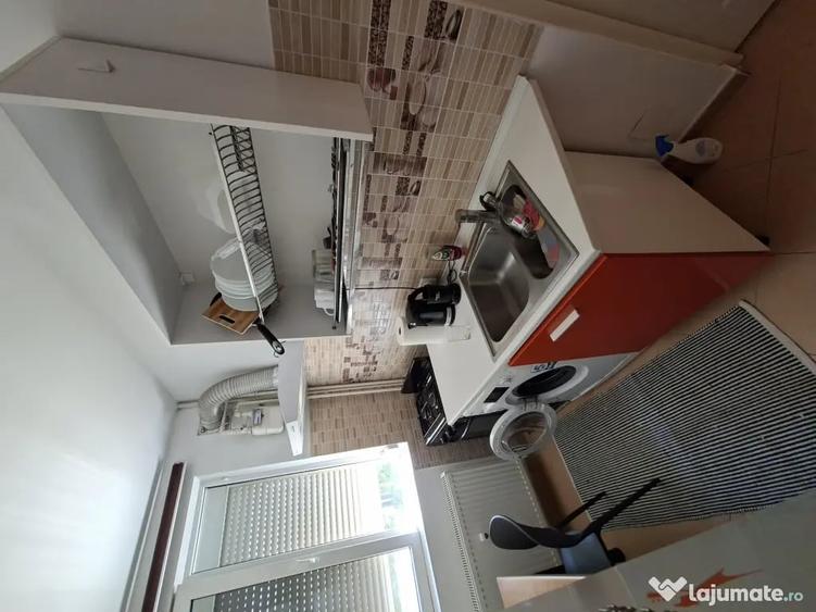 Apartament cu 2 camere decomandat în Drumul Taberei