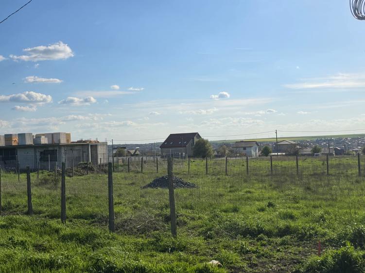 Teren Construcții intravilan de 4000 mp, în Tuzla