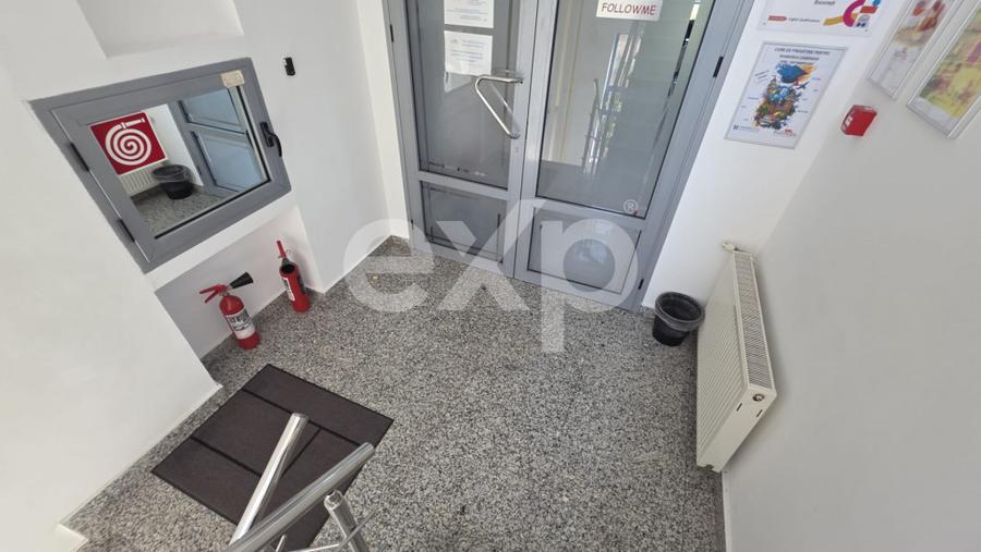 Spatiu de birouri de inchiriat- parcul Titan- policlinica Ti - 18