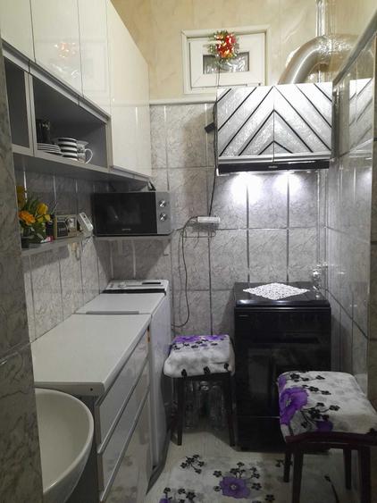 Casă cu 3 camere în Central