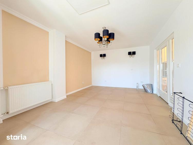 Apartament cu 4 camere în Central